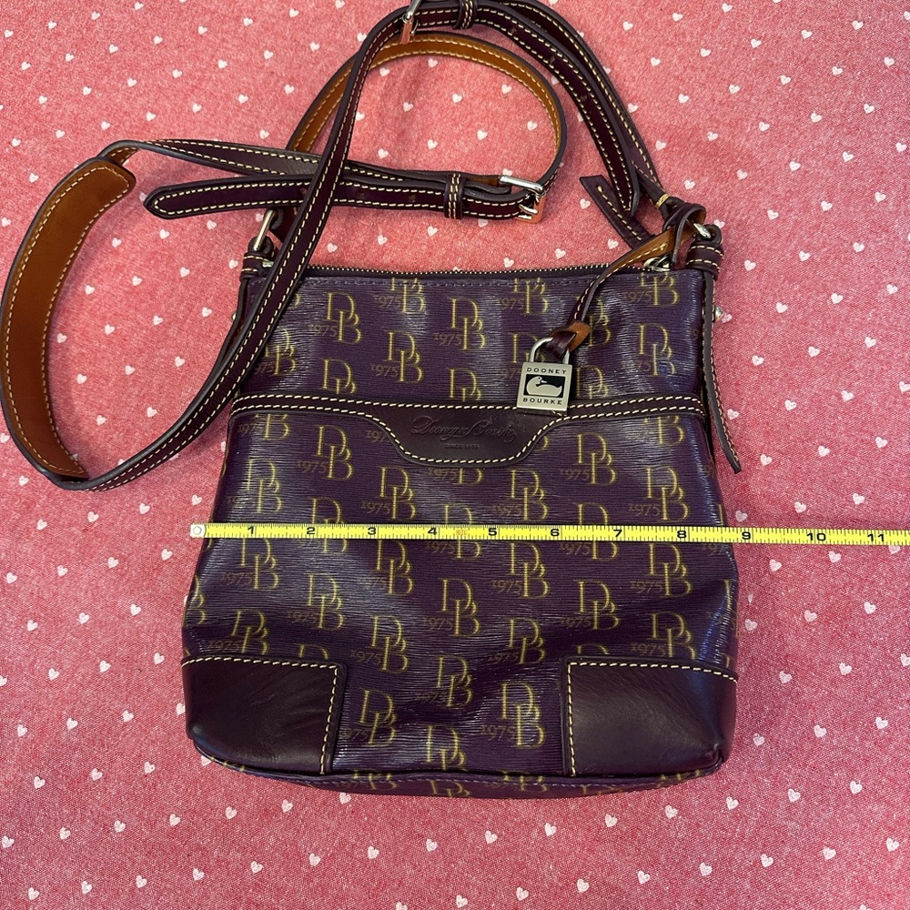 Dooney & Bourke DB Purple Signature 1975 Crossbody Bag Purse Small Logo Monogram - Picture 2 of 11